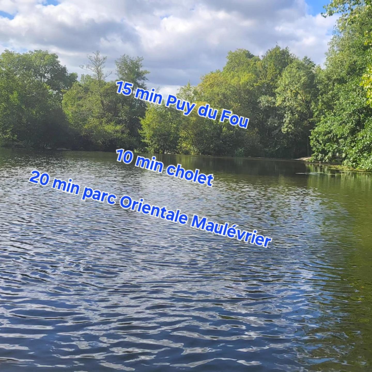 Chez Nirina Proche Puys Dufou Villa Mortagne-sur-Sevre Exteriör bild